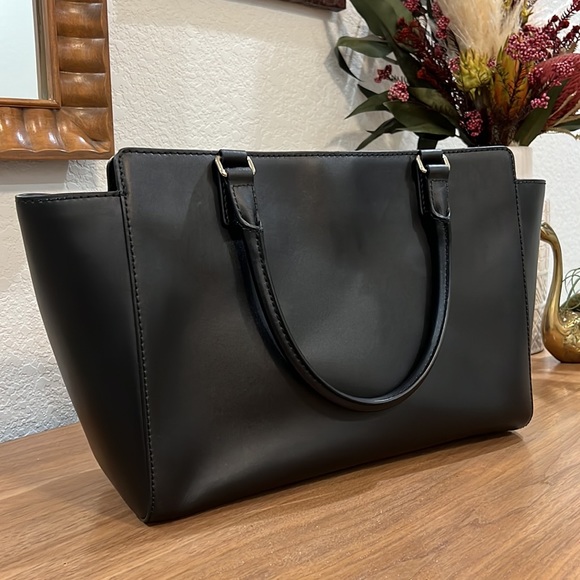 Kate Spade Kelsey Orchard Valley Smooth, Black - Picture 4 of 6